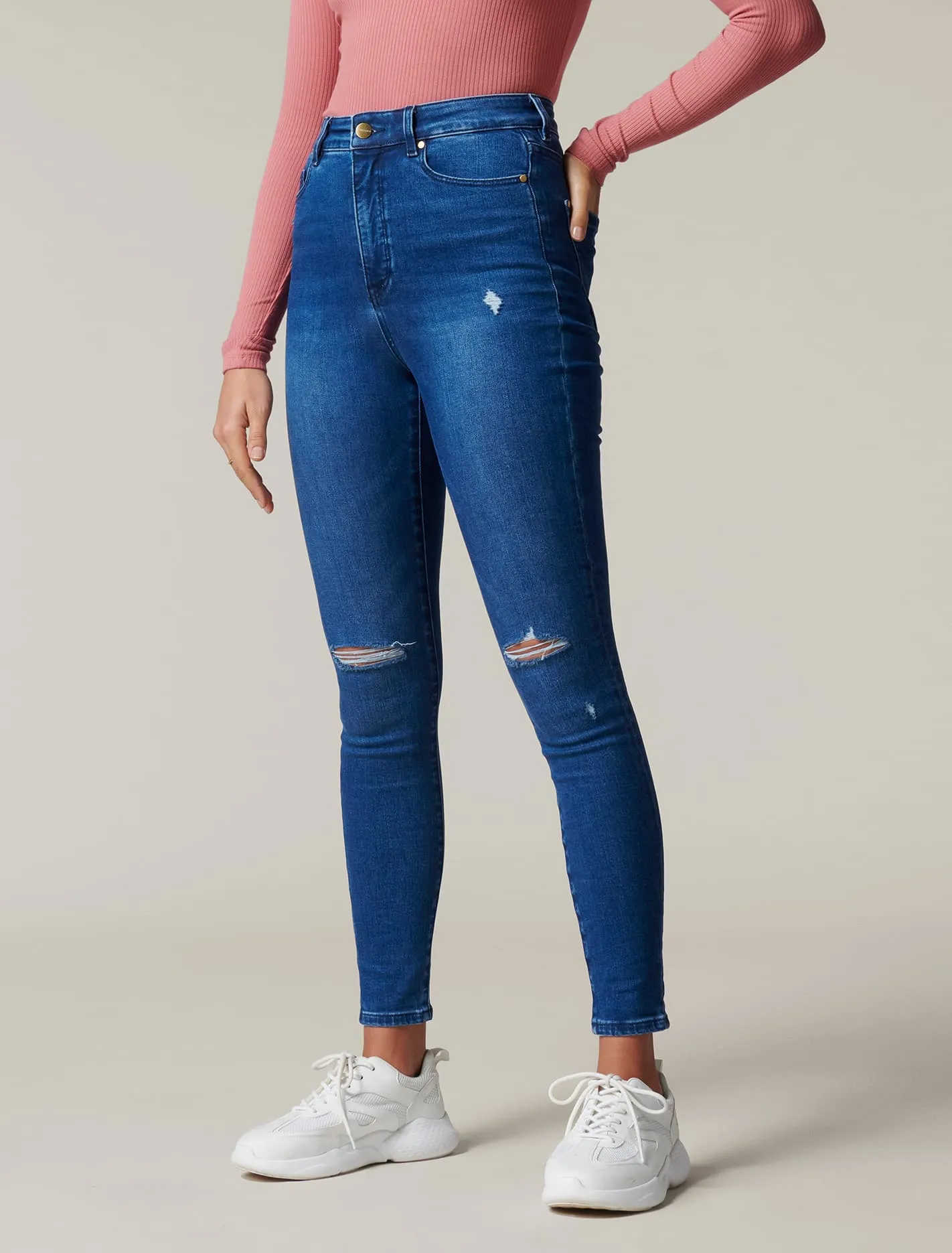 Bella High Rise Sculpting Jean