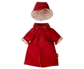 Raincoat & Hat, Teddy Mum