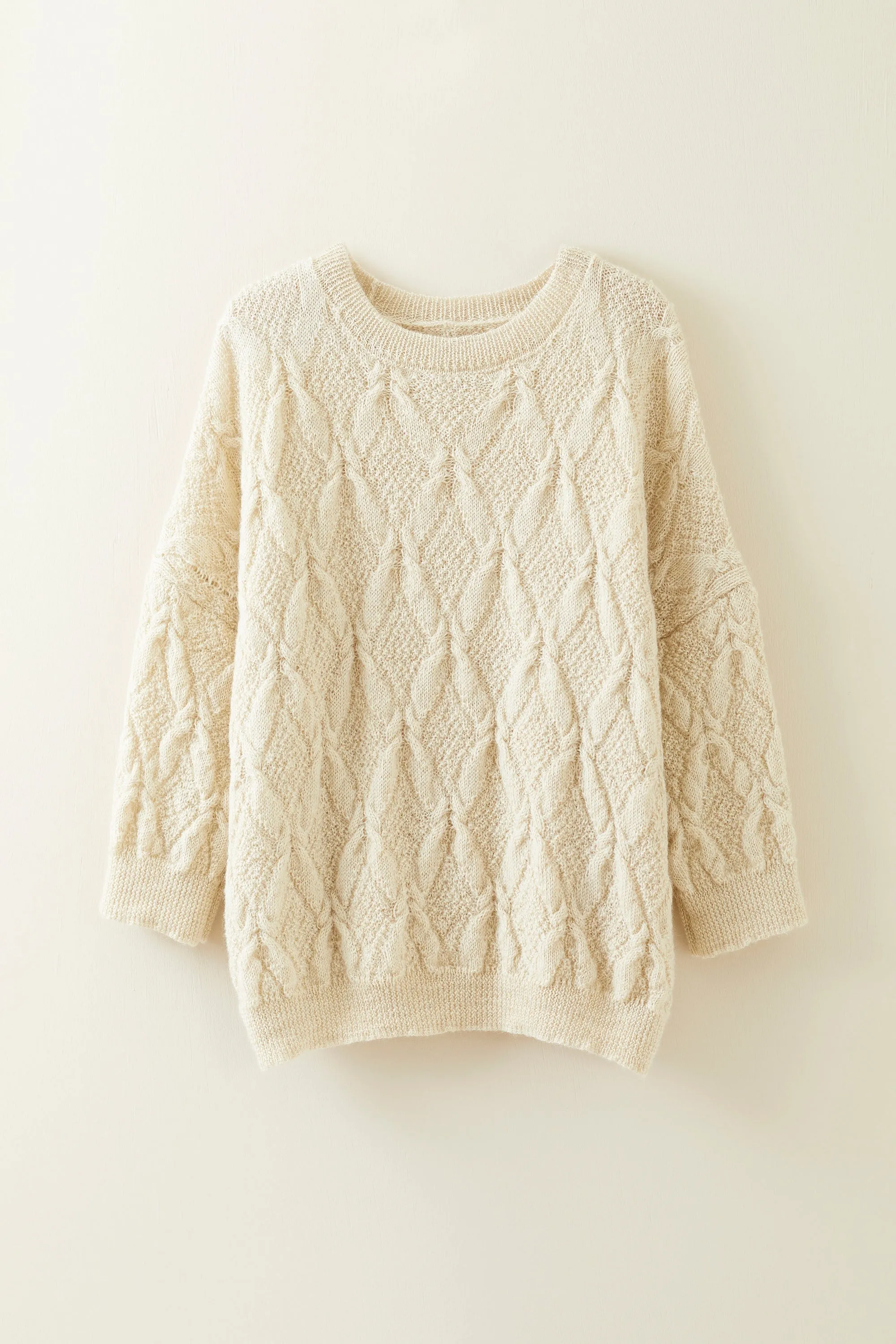 The Piel British Wool Cable Sweater in Undyed - Ecru