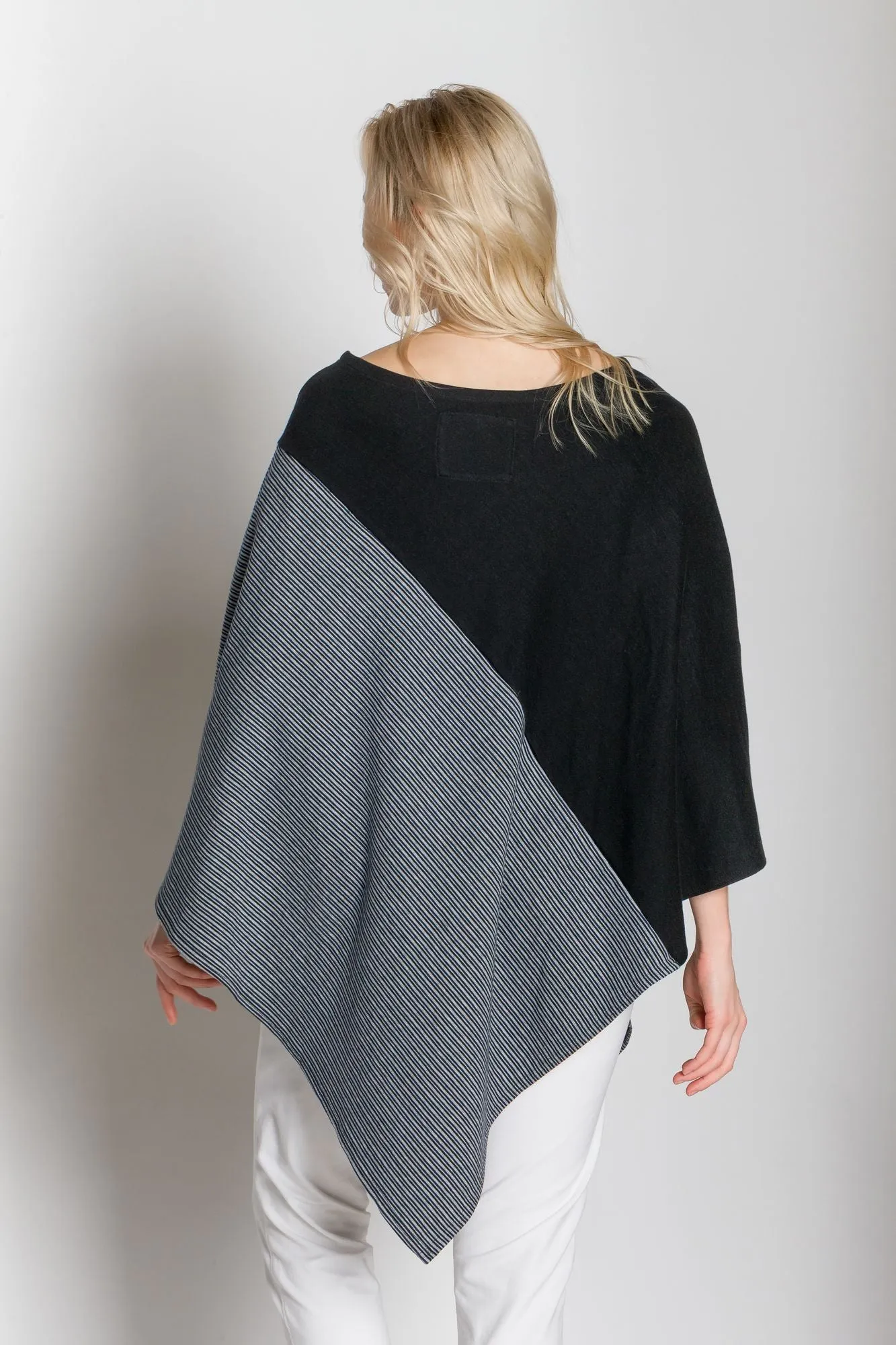 The Women's Wanderer Poncho