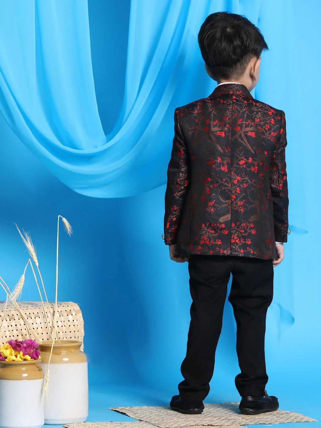 VASTRAMAY Boy's Black And Red Woven Design Blazer